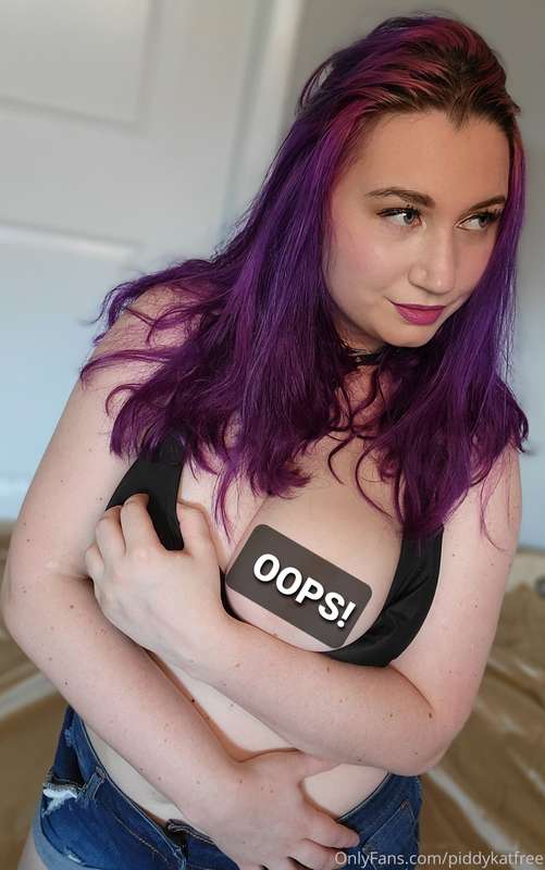 All kinds of sexy content on my VIP account only 3$ to sign ..