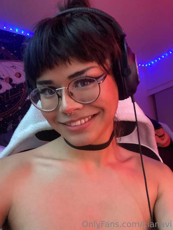 Quick photo drop~! 
Life is getting soooo busy with finals c.. 6