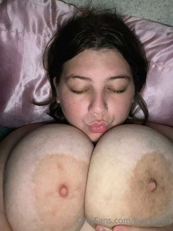Laying in bed with these big titties 🥰 4