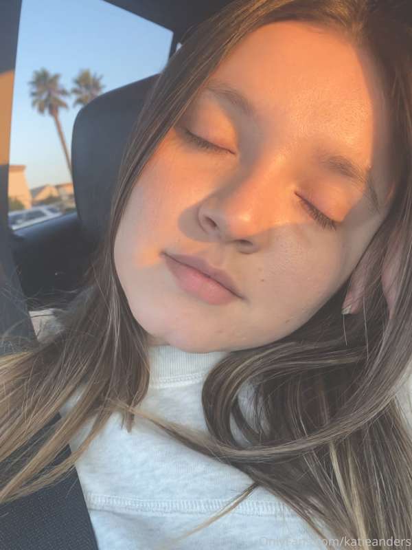Day dreaming this morning about a sexy cum tribute someone s..