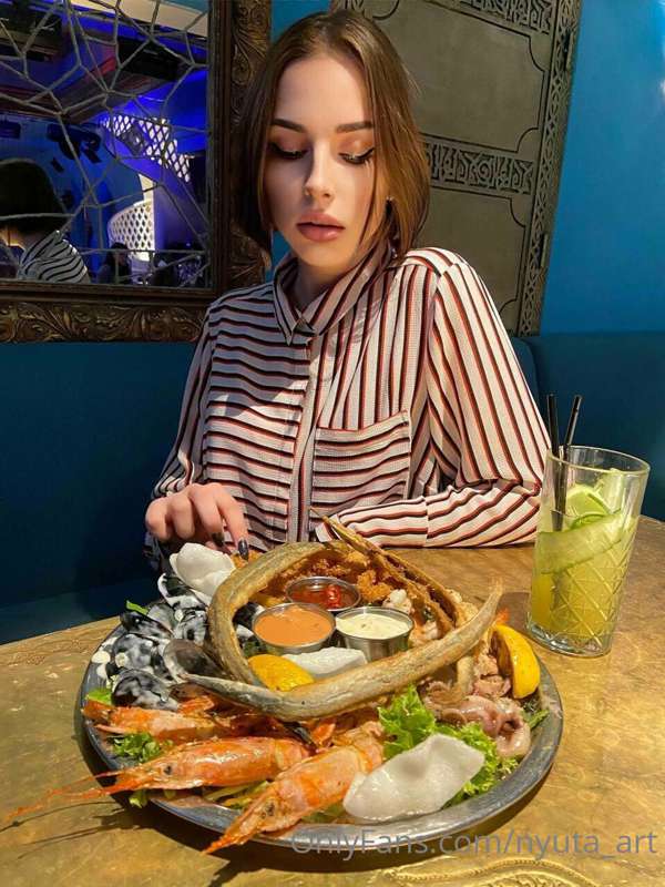 Seafood , you love it or you hate it 😉🙌 Thinking about havin..