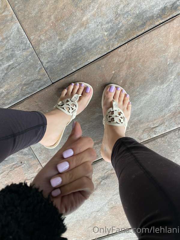 New spring Mani Pedi 💟 6