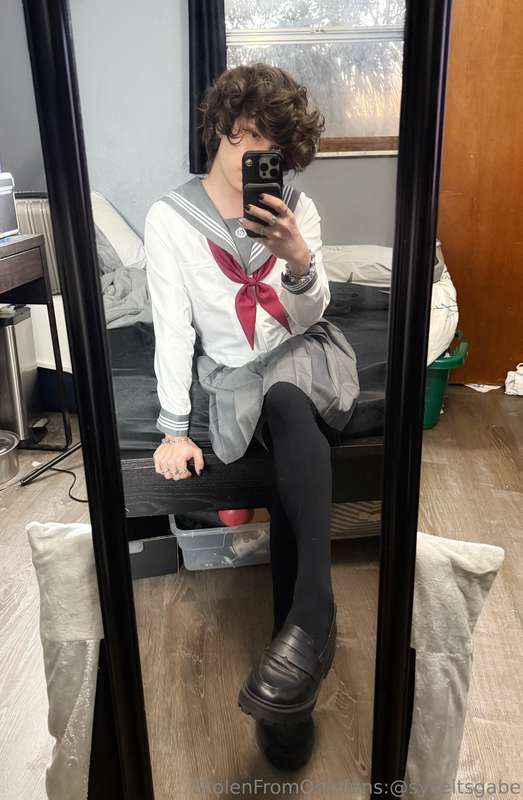 Haii 🫡 Sempaii 🙇 Japanese femboi 🇯🇵 Pics :3  20