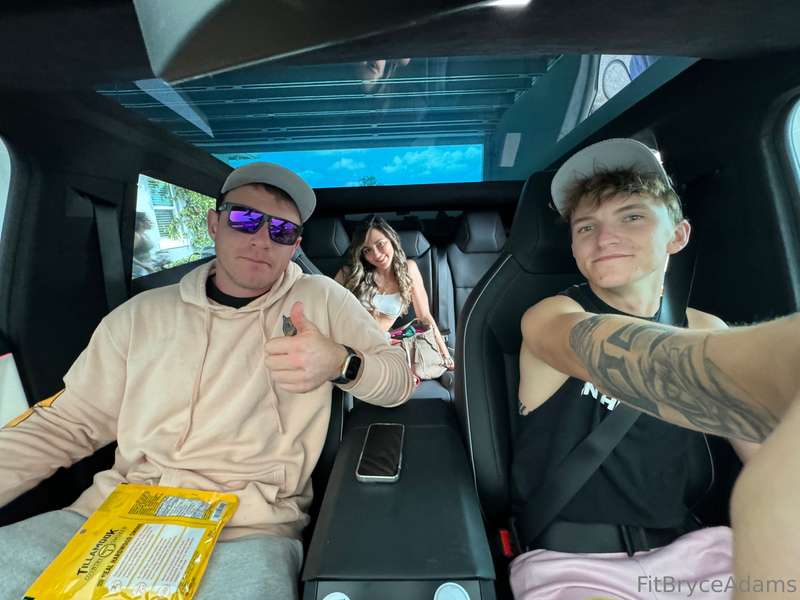 Road trip crew! Was the first trip in the CyberBeast 🐺
Any g..