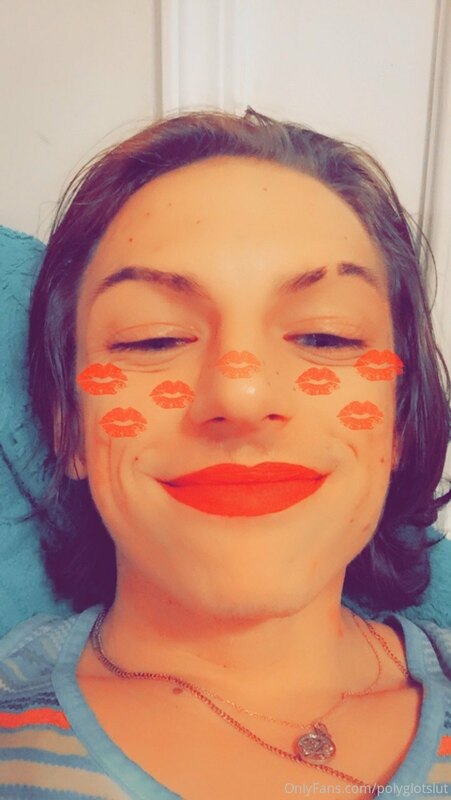 My friend did my lipstick and eyebrows 2