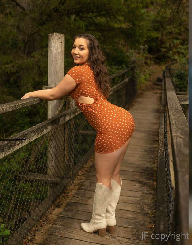 How do you like my mini dress? 

Like my last 5 posts if you..