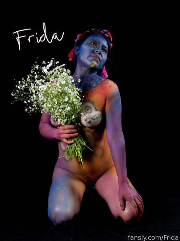 Frida - Fansly - 09 Dec, 2022 2