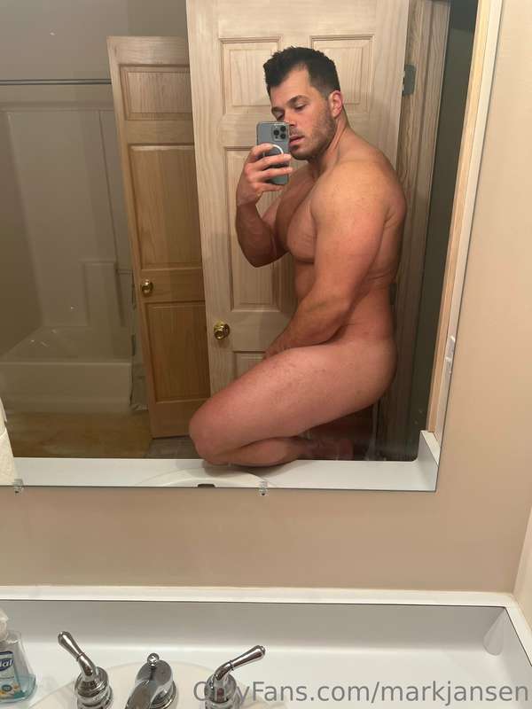 Not sure what i was doing here 🤣🤣 but hope you like 😘😘 1