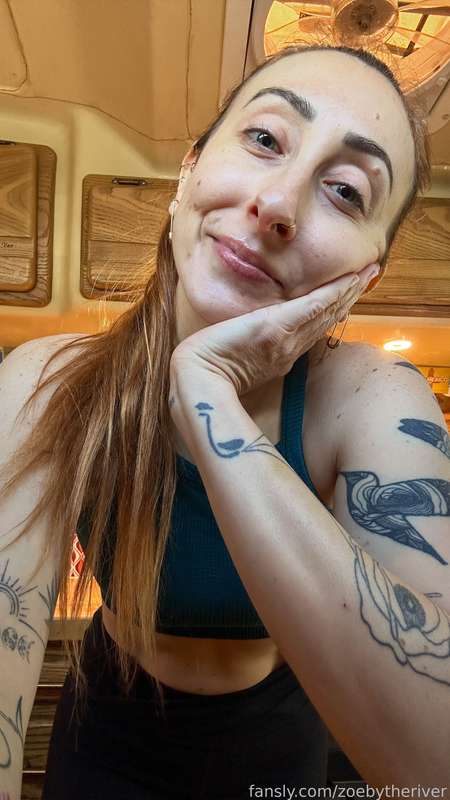 Zoebytheriver - Fansly - 09 Apr, 2024 9