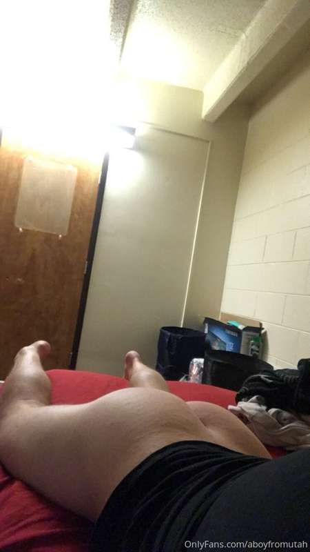 Ass pics were requested pretty frequently. Let me know if I ..