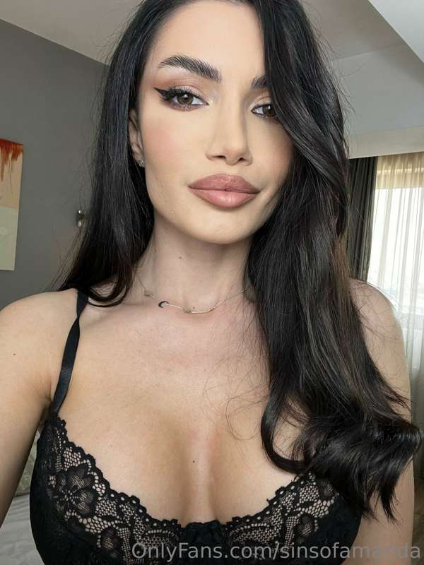 Would you want to see my boobs?😏
