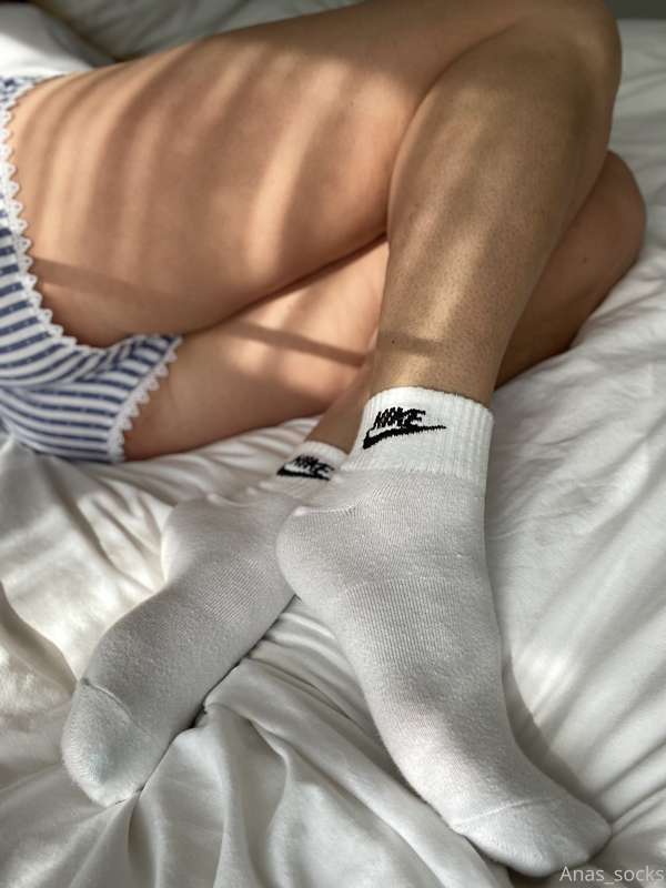 I woke up like this!😉🥵💋 
Happy Sunday! 8