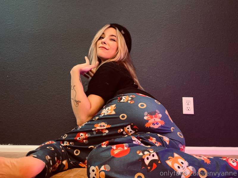What's your favorite show? :O I've been watching Grey's Anat.. 26