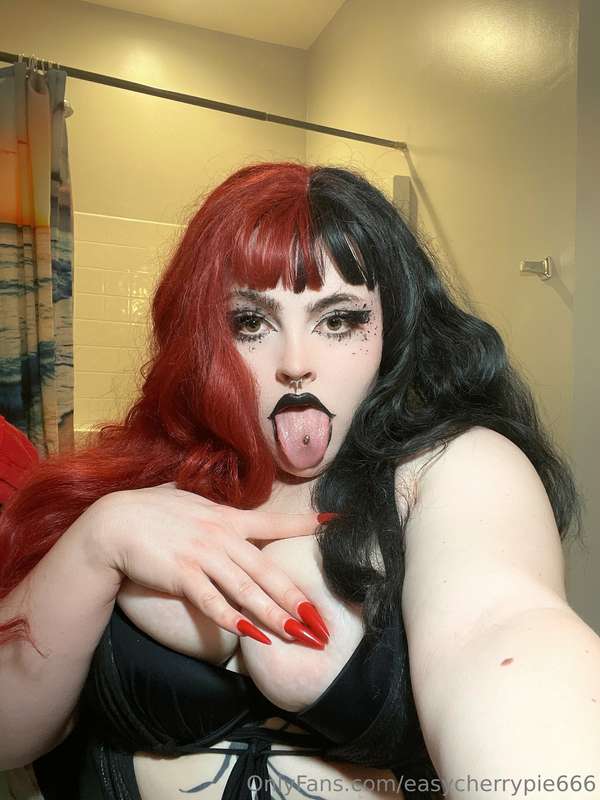 Easycherrypie666 - Onlyfans - 13 Oct, 2023 9