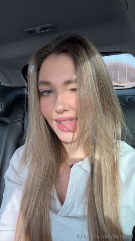 I went on business today.🥰 In the evening I'm going to spend..