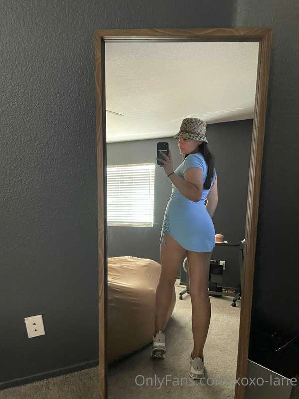 felt a little adventurous today 🧗‍♀️ full commando 😈