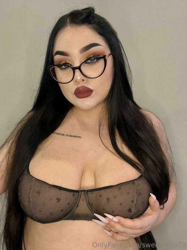 Sweet_Ella03 - Onlyfans - 22 Oct, 2023
