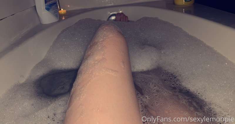 Legs and asss (that video got taken down on tiktok sadly so ..