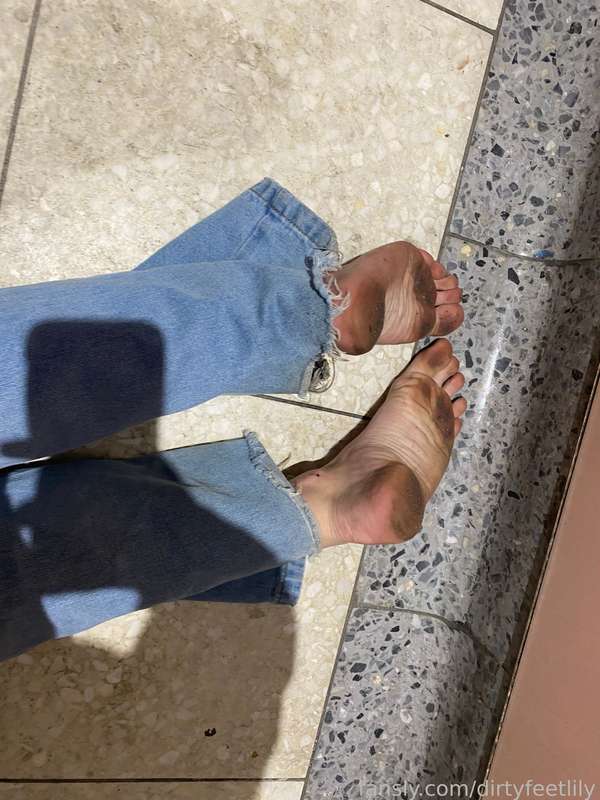 Dirtyfeetlily - Fansly - 22 Mar, 2025 3