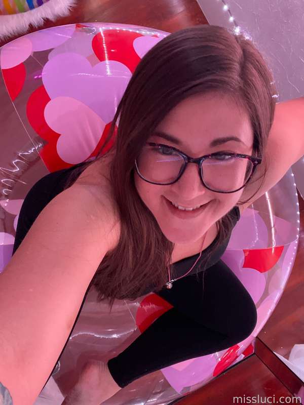 Miss_Luci - Fansly - 05 Apr, 2022 1