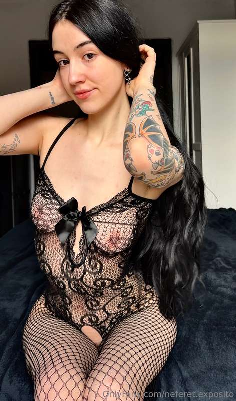 Neferet.Exposito - Onlyfans - 2025-02-25T23:08:28