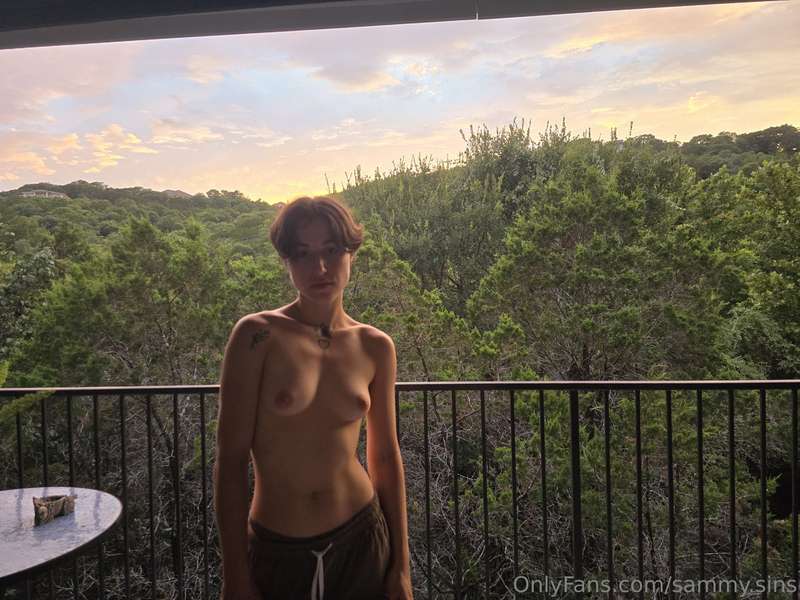 Which view do u like more 8