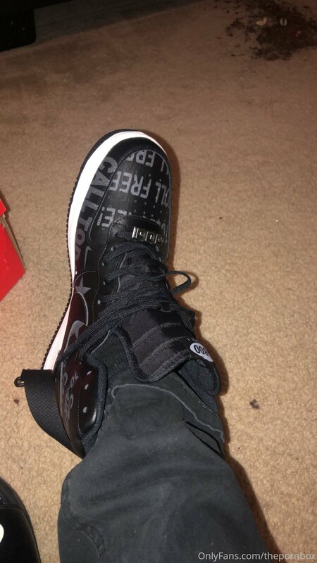 Get you some pornbox fans ?
Thanks for the new kicks baby th.. 2