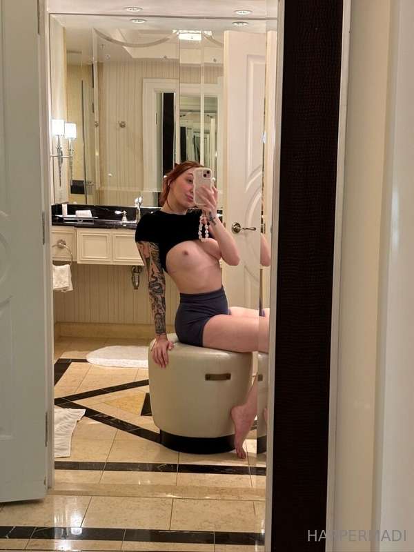 look at my titties! 1