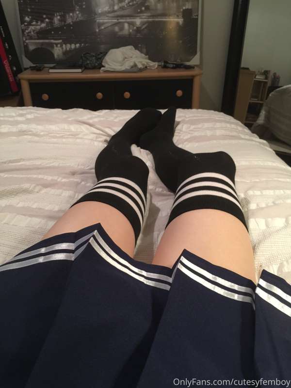 my first ever photoset, its embarrassing >.< but it's cute t.. 20