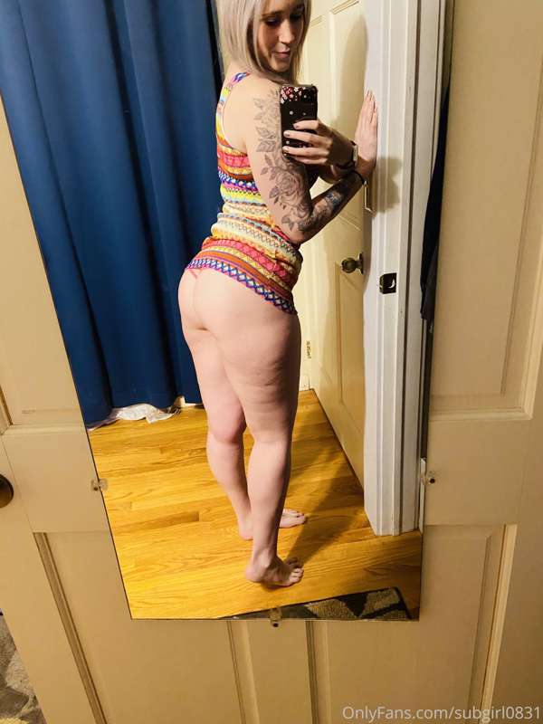 Happy Hump Dayyyy 🍑🍑😋😋 3