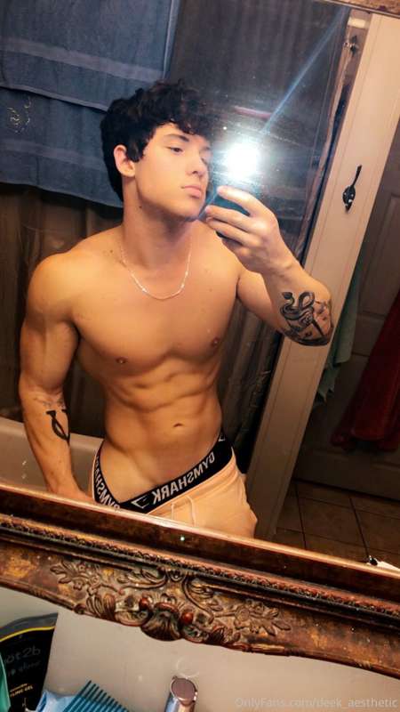 Deek_Aesthetic - Onlyfans - 22 Aug, 2019