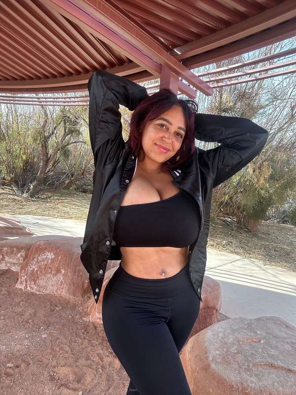 my hiking outfit today :)