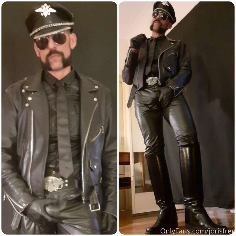 Leather is better  🇺🇸 Wanna see mi full videos FUCKING ALL T..