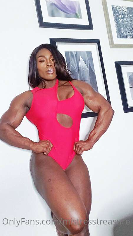 VALENTINES DAY MUSCLE