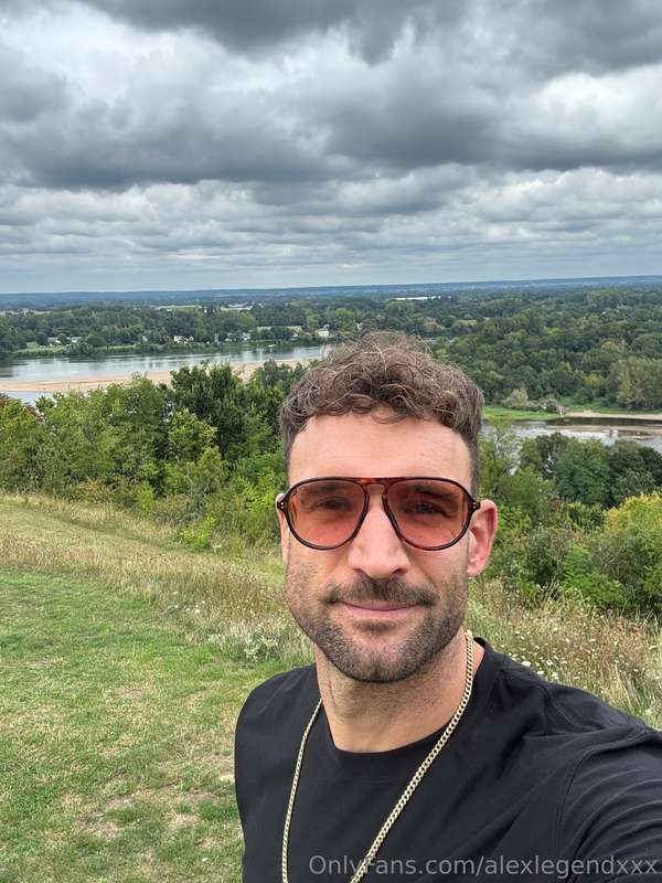 Thought i'd share some pics and clips of my trip back home t.. 3