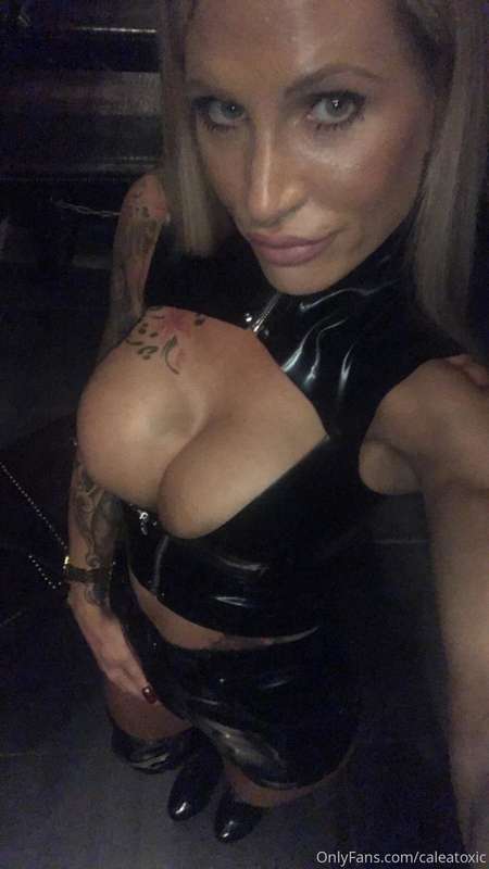 Outfit of the day, ultra tight latex
