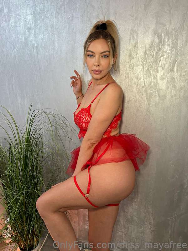 I wanna do bad things with you on my VIP page @miss_mayavip ..