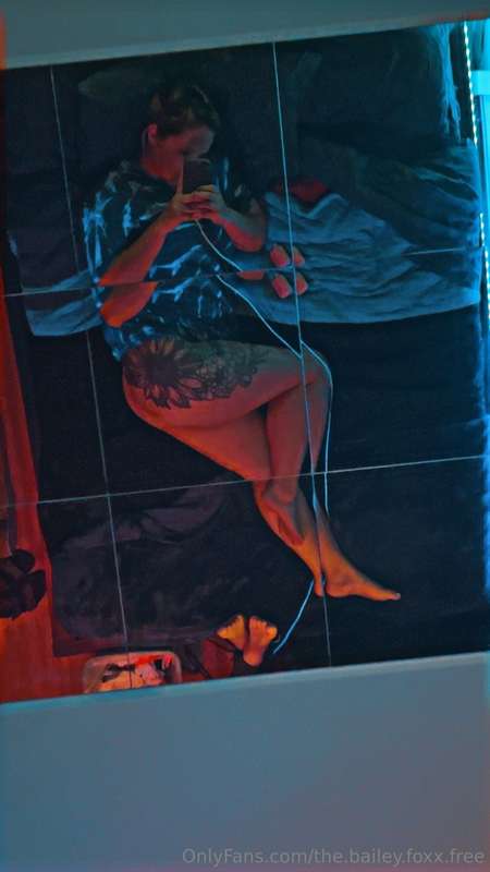 Don't you want me in your bed tonight? 🫦😏