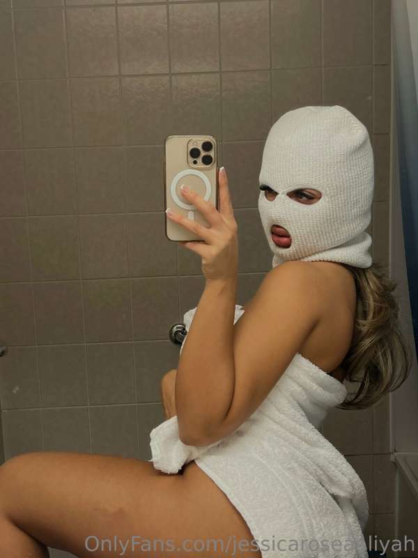 Cum play with MEEEEEEE!!!!