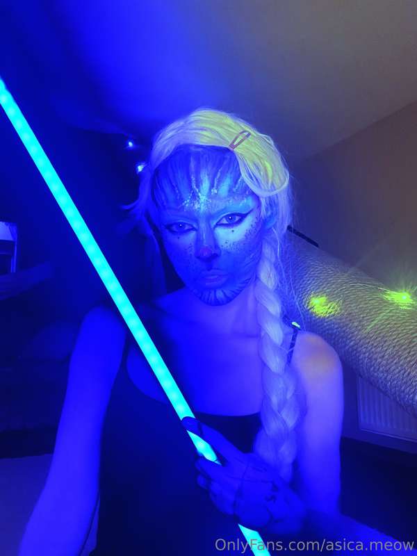 This is my Avatar cosplay, my vision of myself as a Na'vi💙 I.. 2