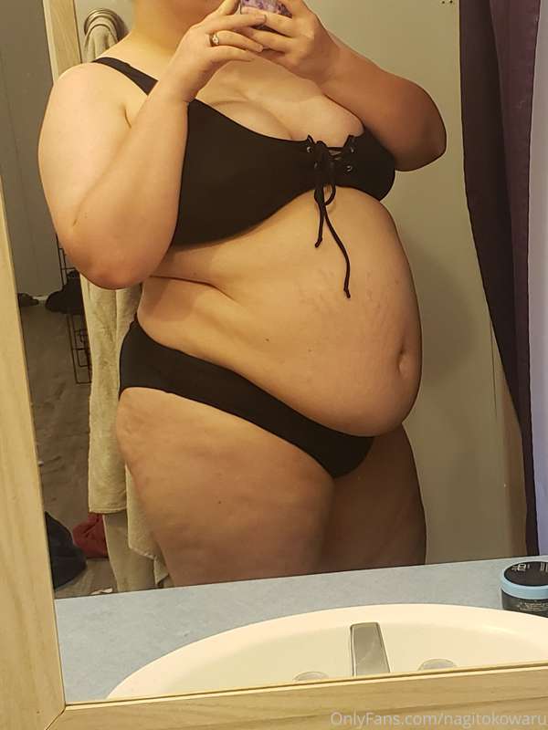 I think I outgrew this bathing suit! 3