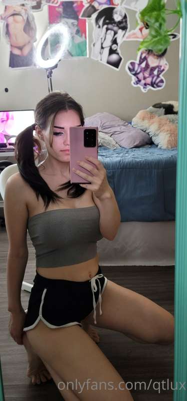 Work out buddies??? 🥺😏 2