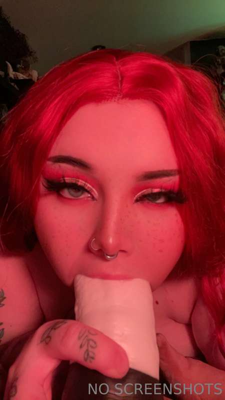 Making a “Face Stuffing BJ” for you guys 💦💦🍆🍆
EDIT: just sen..