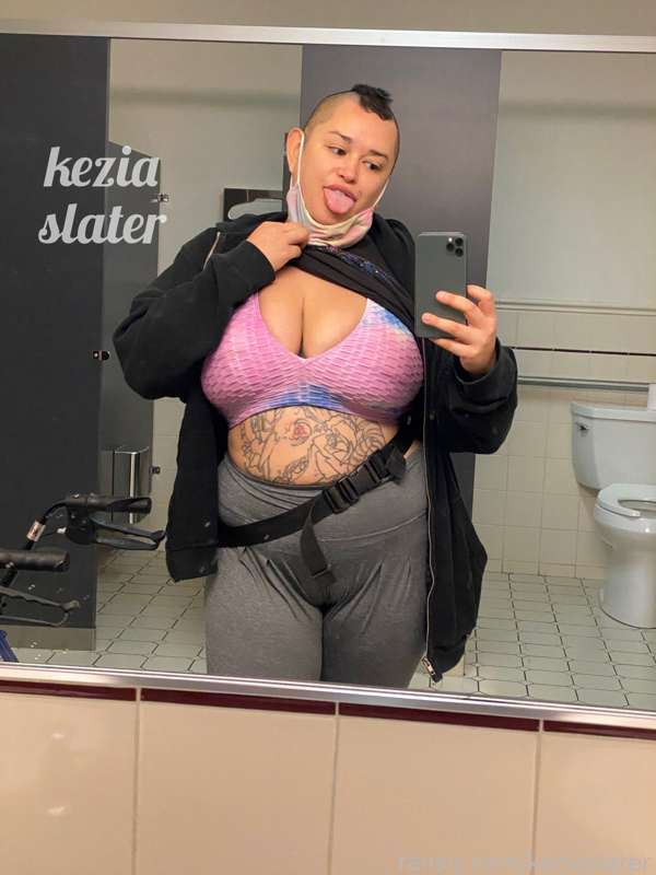 Keziaslater - Fansly - 04 Apr, 2022 1