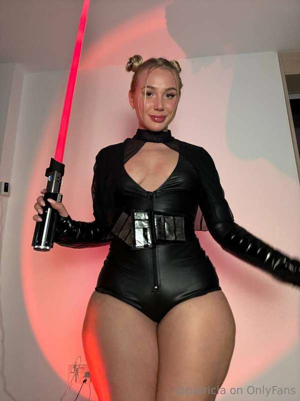 I want you to be my Obi-Wan Kenobi in the bedroom tonight♡ 1