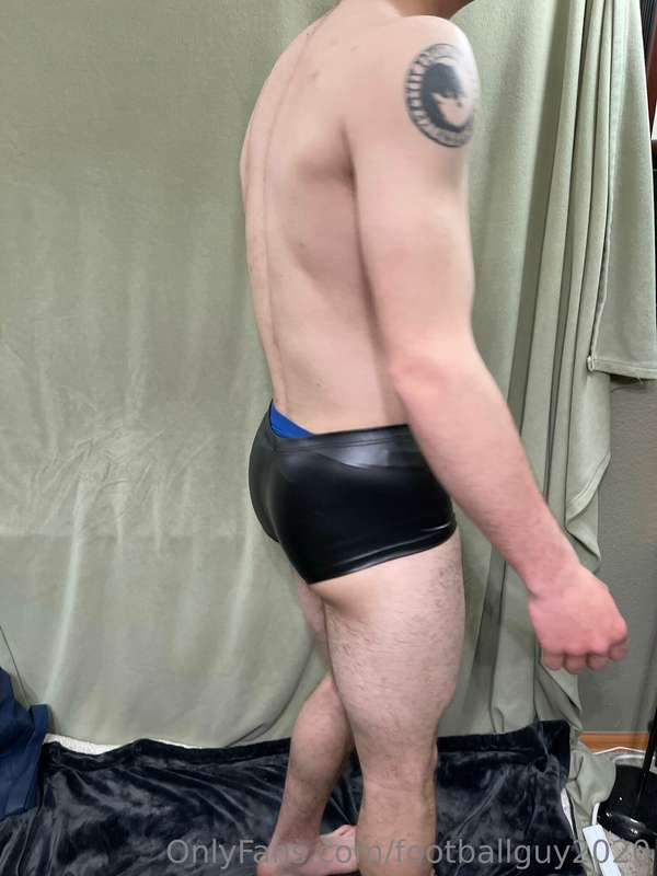 Specialist in leather ;-) 2