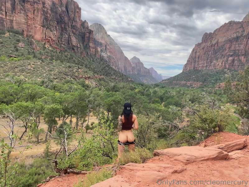 How’s the view? ⛰️ 1