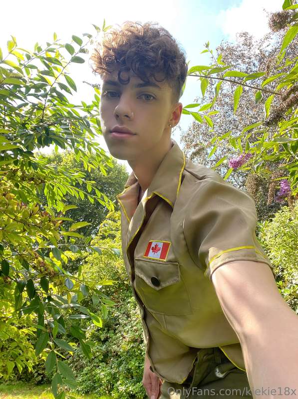 Just a Boy Scout selling hot cakes 😉😈🧁 3