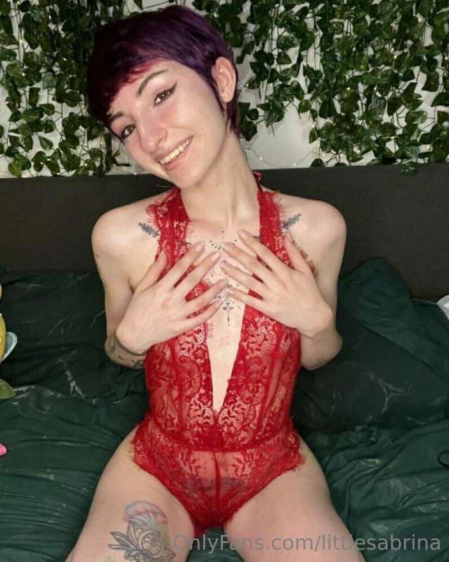 Petite Alt Slut @spicysqueaksfree is your Sweetest Internet ..