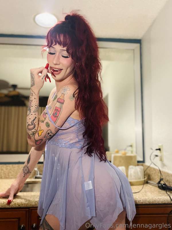 Some sexy photos from the solo I’m posting currently (; who’.. 3